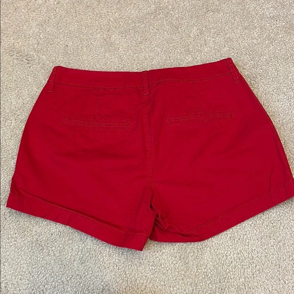 Bundle of 2 Old Navy 3.5” Womens Shorts Red Cotton, White Pineapple Linen Size 6 - Picture 9 of 10